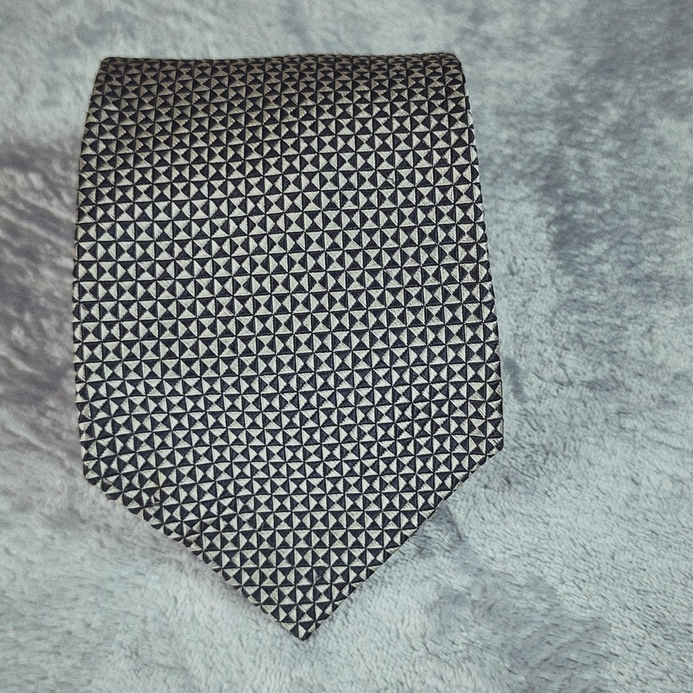 VINTAGE Brooks Brothers Tie Mens Silk Gray Black Geometric Made in USA Hand Sewn